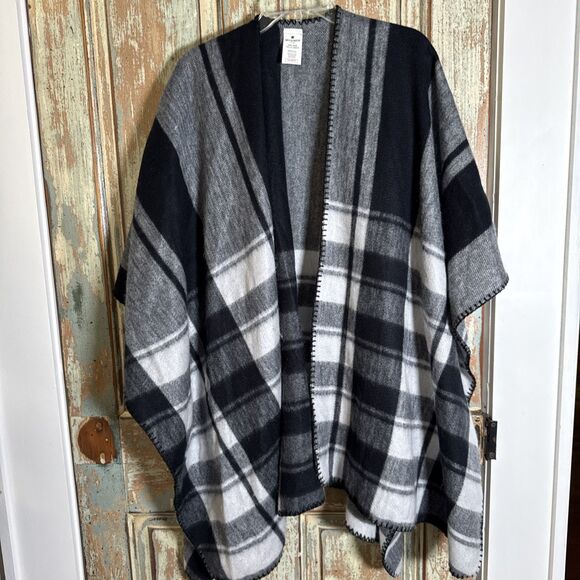 Woolrich Blanket Wrap Shawl Womens One Size Black Plaid Cozy - Picture 1 of 6